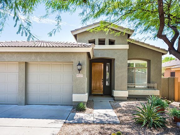 02_02-_Front_Entry_mls
