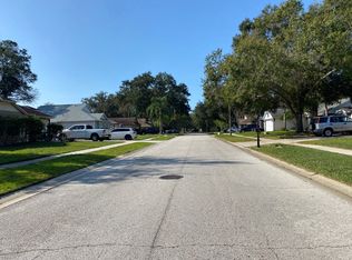 7525 Whisper Woods Ct, New Port Richey, FL 34655