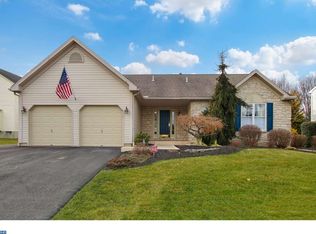 420 Augusta Dr E, Sinking Spring, PA 19608