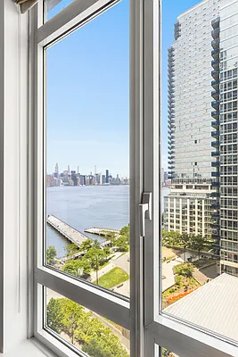 Sold by Compass | media 7