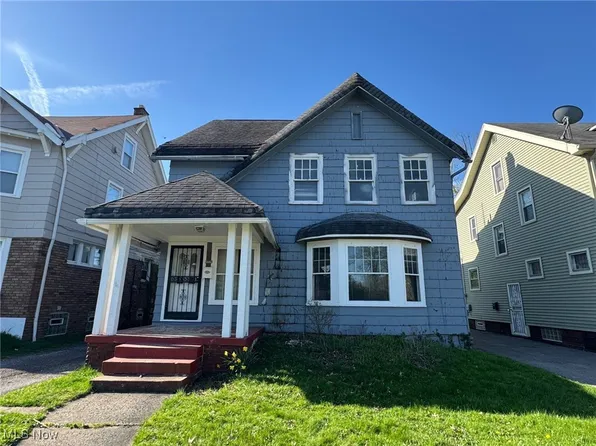 3322 Yorkshire Rd, Cleveland Heights, OH 44118