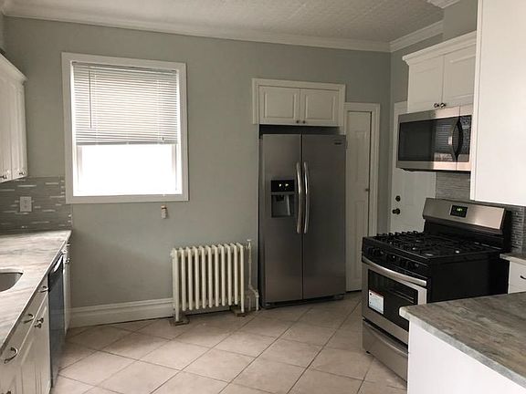 2nd image of 253 Clerk St