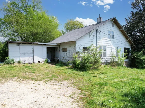 825 Benton Pike NE, Cleveland, TN 37311