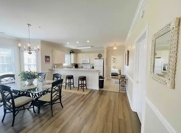 4895 Luster Leaf Cir #105 — Photo 14