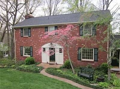 1st image of 1662 Woodvale Dr