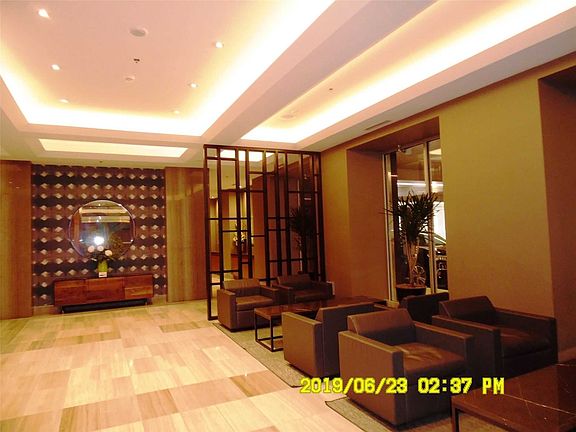 4th image of 111 Saint Clair Ave W #528