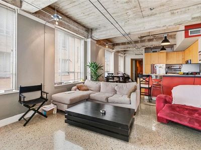 710 Colorado St APT 8J, Austin, TX, 78701