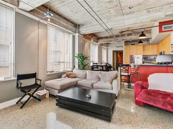 710 Colorado St APT 8J, Austin, TX 78701