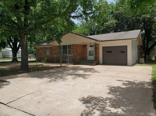 703 McCarley St, Colbert, OK 74733