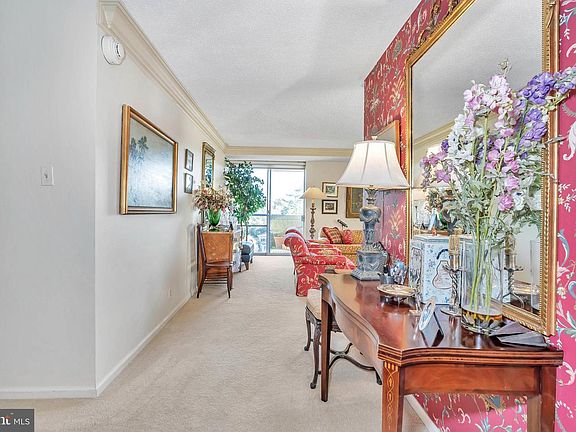 3rd image of 2401 Pennsylvania Ave APT 504