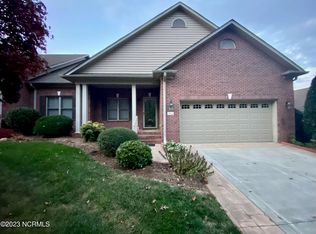 910 3rd Street Dr NE, Conover, NC 28613