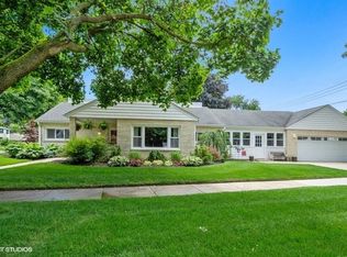 301 Carter St, Libertyville, IL