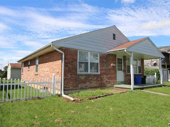 317 Lawrence St, Middletown, PA 17057