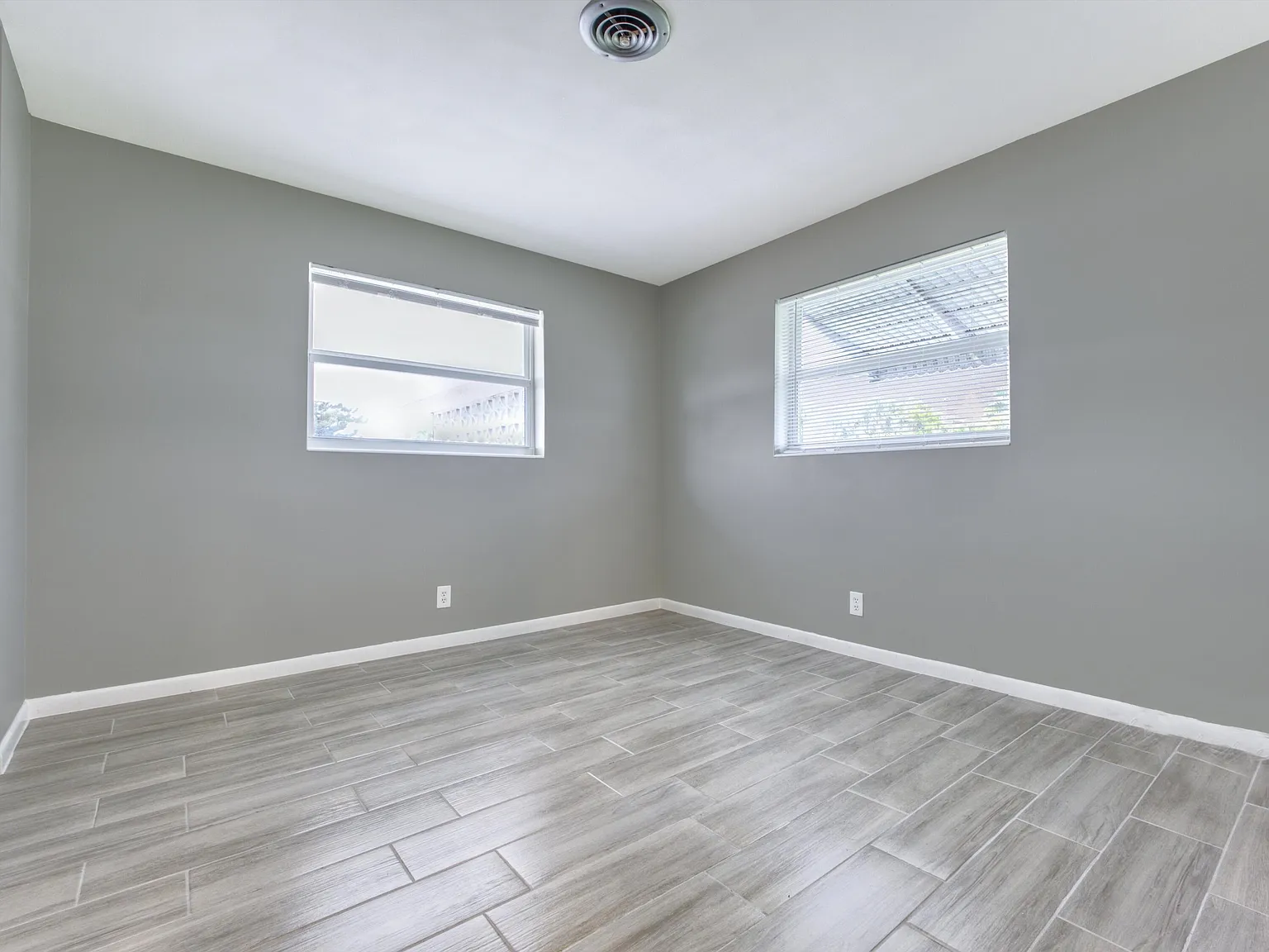 2 bed, 1.0 bath, 976 sqft, $2,250 — Photo 3