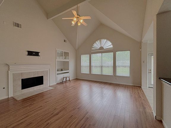 4th image of 19538 Piney Lake Dr