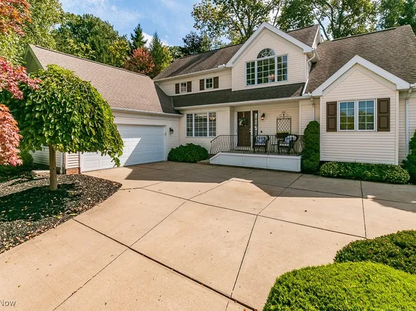 8210 S Chariot St, Concord Township, OH 44060