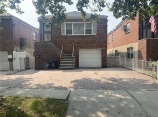 3288 Country Club Rd, Bronx, NY 10465
