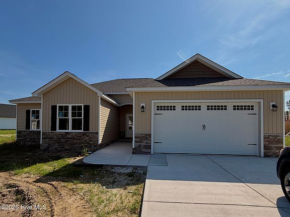 2nd image of 3717 Chatsworth Drive