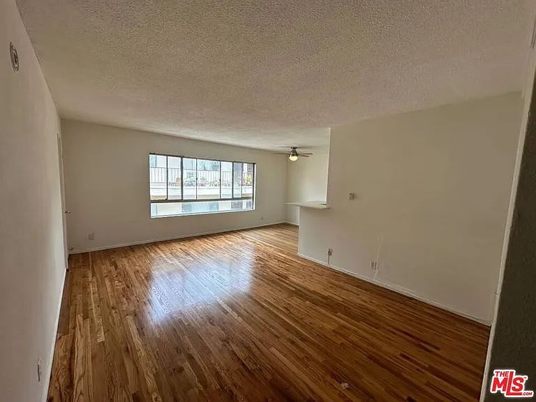932 Wilcox Ave #6 — Photo 8