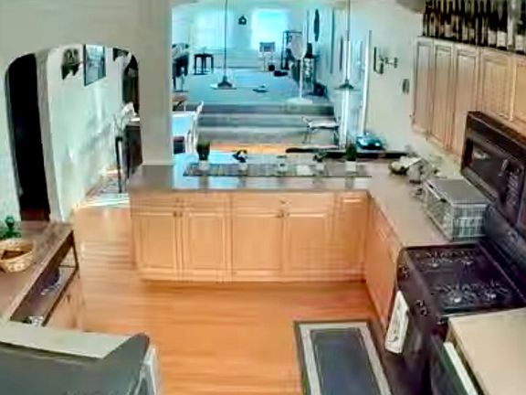 4th image of 1256 Morthland Dr Suite B