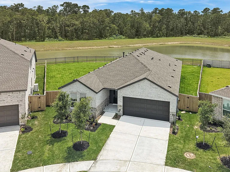 1763 Primrose Pointe Dr — Photo 28