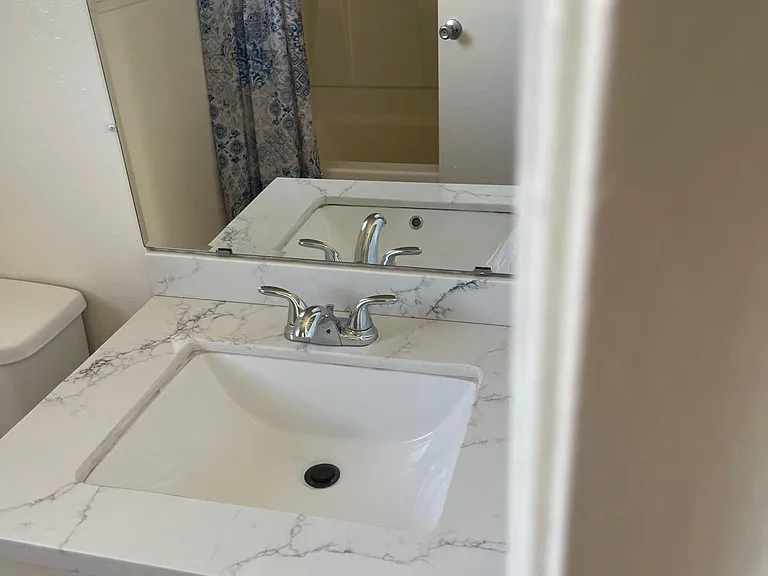 222 Goodman St #G — Photo 11