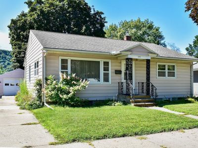 651 W 12th St, Winona, MN, 55987