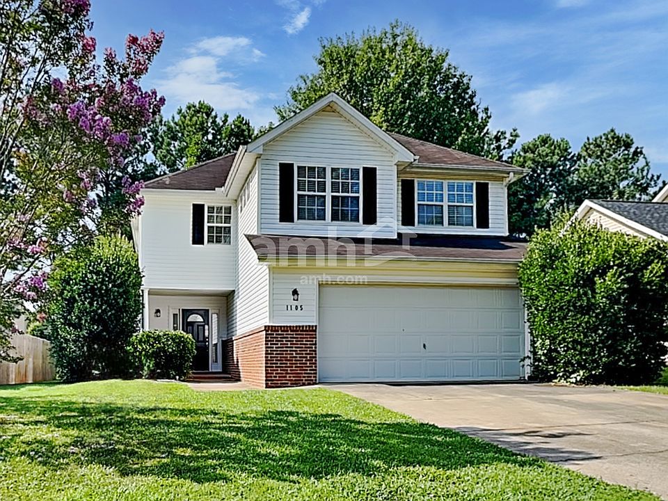 1st image of 1105 Briarwood Dr