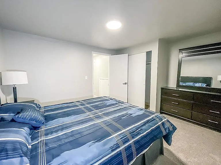 Aspen Cove Townhomes — Photo 13