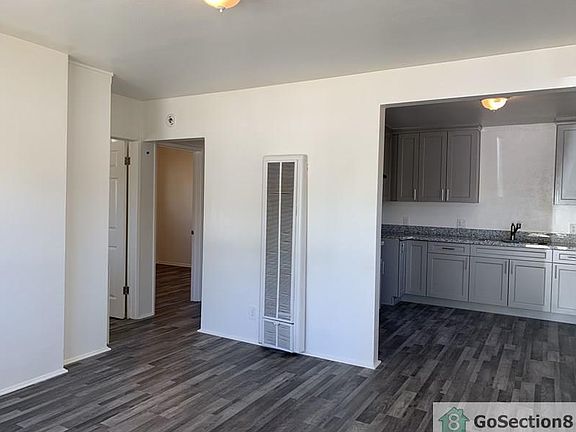 2nd image of 827 N Rowan Ave