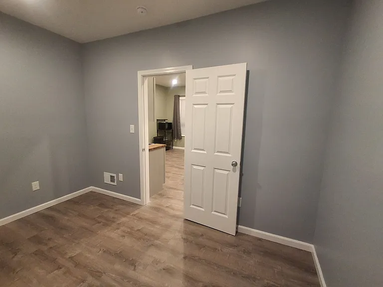 123 John St #2 — Photo 42