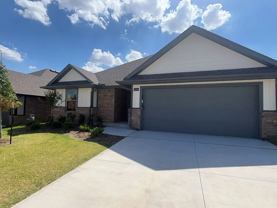2220 NW 170th St