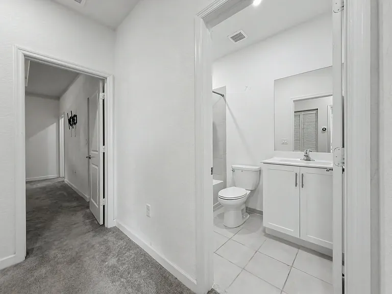 2644 SE 15th Ct — Photo 17