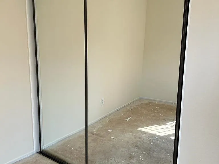216 E Newmark Ave — Photo 8