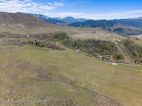 5th image of 7650 S Squaw Creek Rd