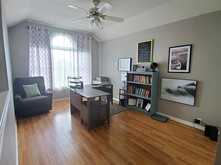 Huge loft upstairs