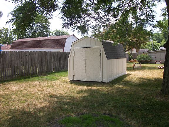 2nd image of 1601 Zarieda St