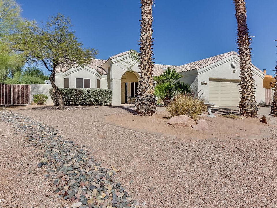 1st image of 16924 E Sabinas Dr