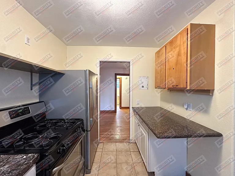 402 S Warren Ave — Photo 7