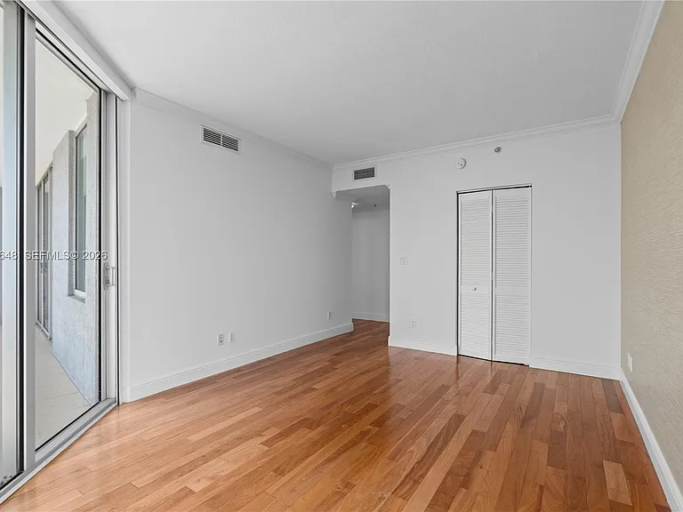 335 Biscayne Blvd #4112 — Photo 53