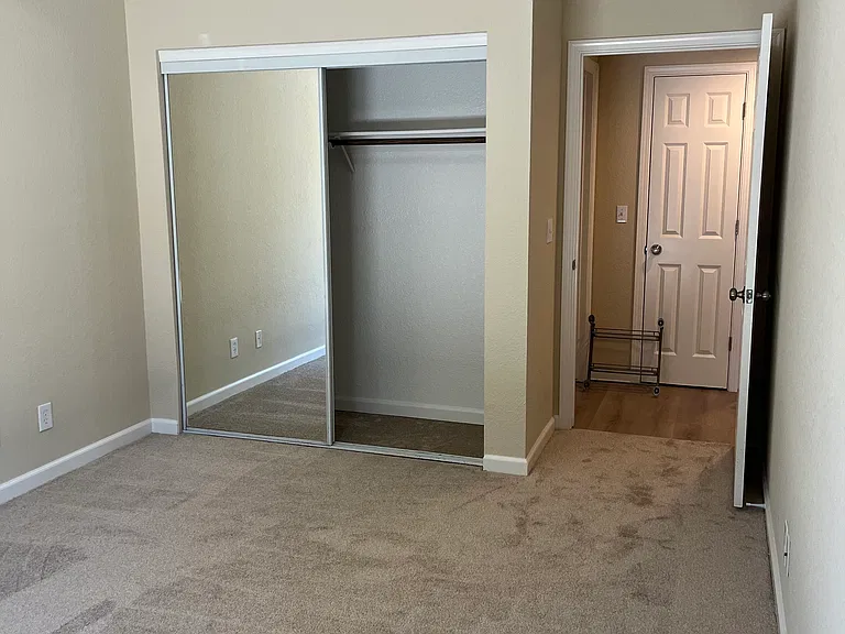 1240 Elmer St #A — Photo 14