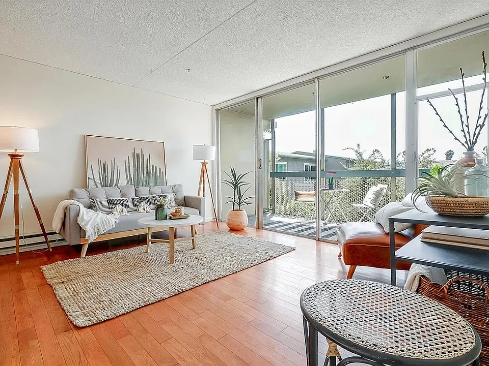 180 Dakota Ave #22