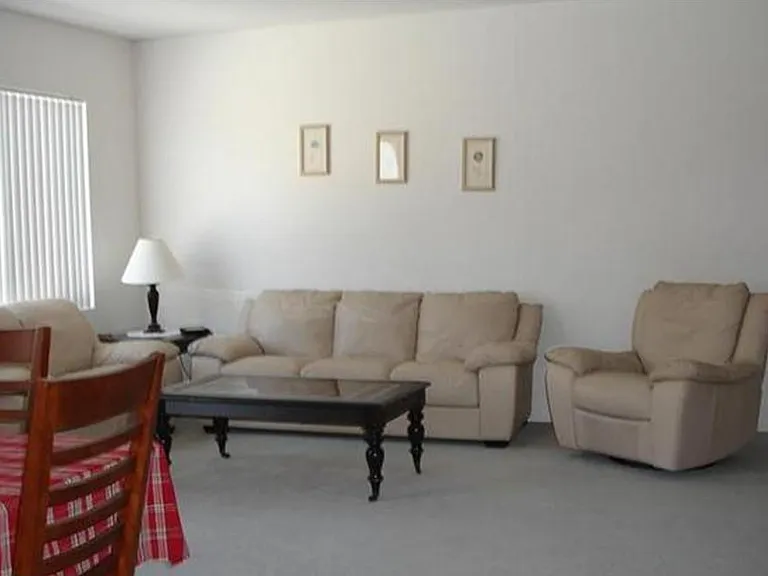 3207 Summer Breeze Ave — Photo 9