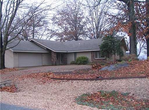 1st image of 75 Sherlock Dr