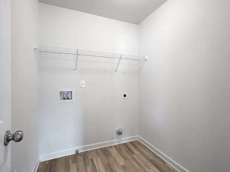 761 Riverside Dr NW — Photo 21