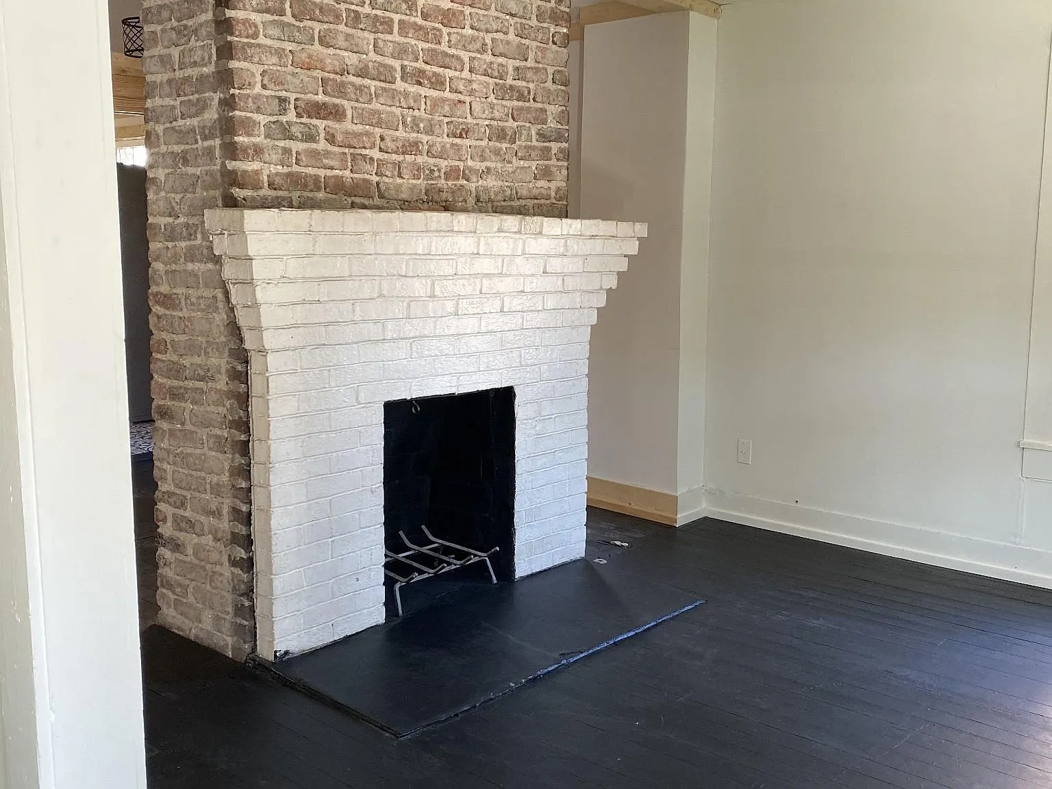 4 bed, 1800 sqft, $1,975 — Photo 4