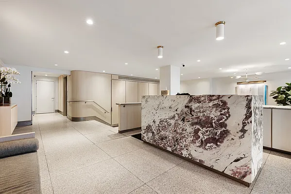 Sold by Compass | media 25