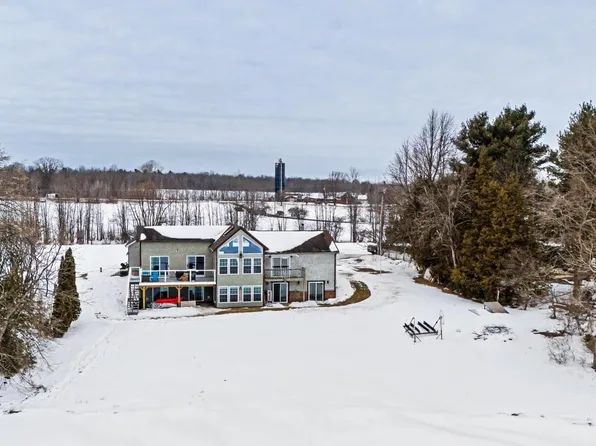 802 Alburgh Springs Road, Alburgh, VT 05440