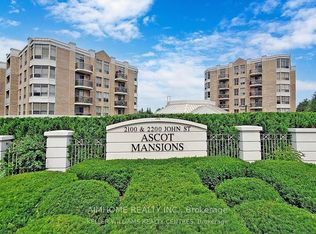 2200 John St UNIT 110, Markham, ON L3T 7S7