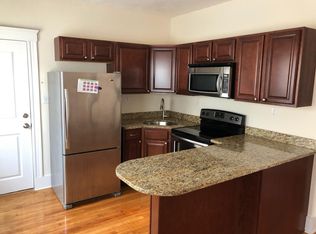 290 Hilldale Ave, Haverhill, MA 01832